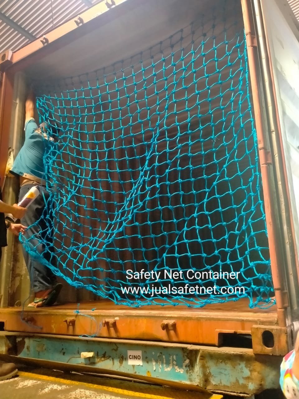CONTAINER SAFETY NET FOR FOOD PRODUCT EXPORT